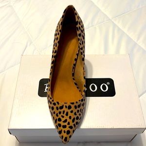 Leopard print chunky heel pointed toe shoe by Bamboo